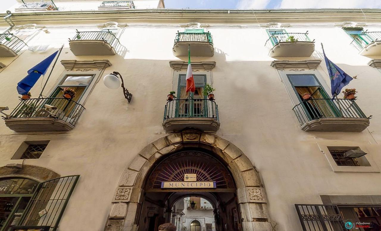 Apartmán Bb Al Centro Di Vietri Exteriér fotografie