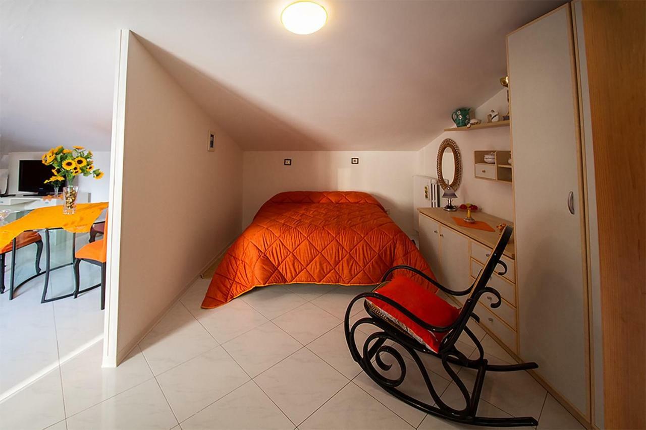 Apartmán Bb Al Centro Di Vietri Exteriér fotografie